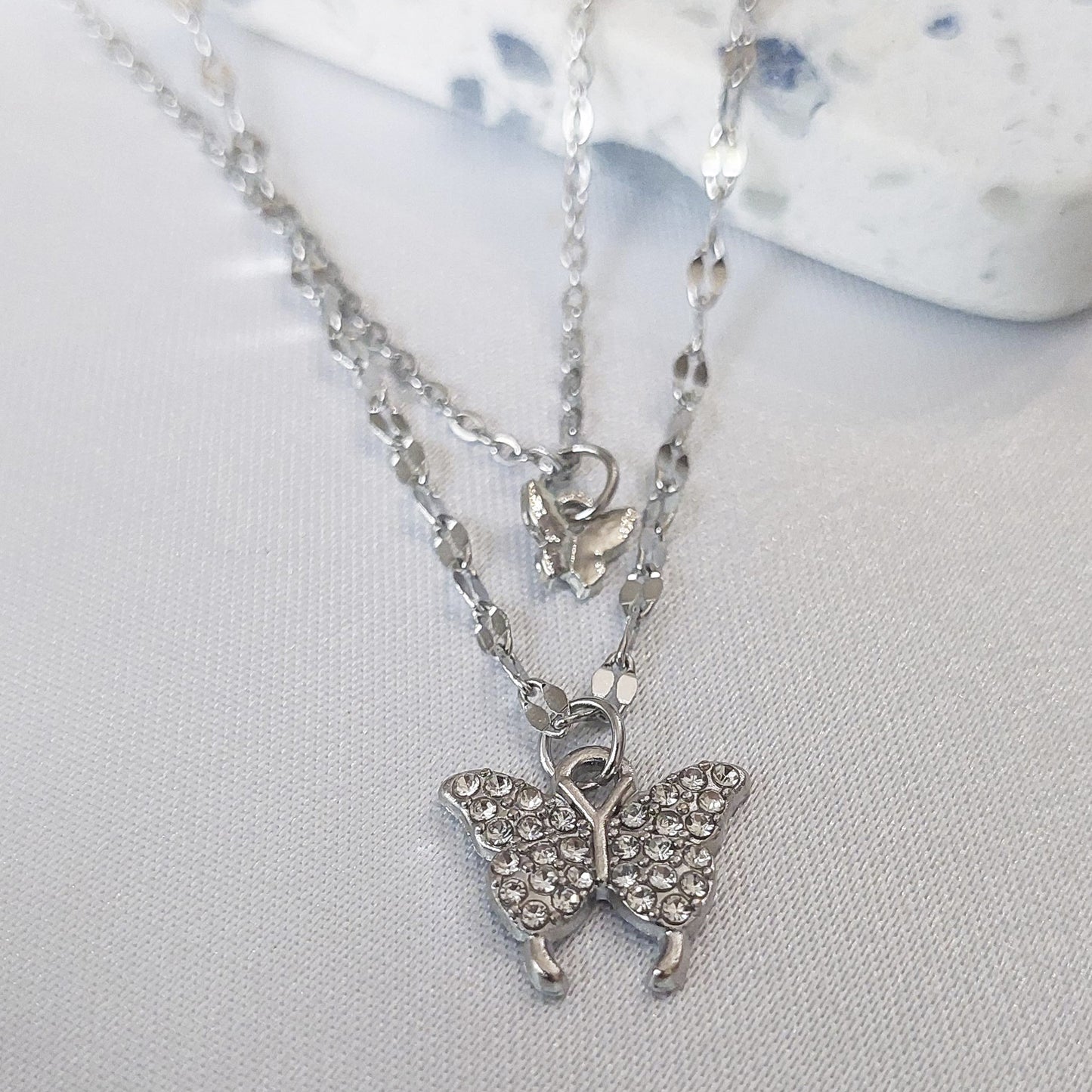 ALLI NECKLACE