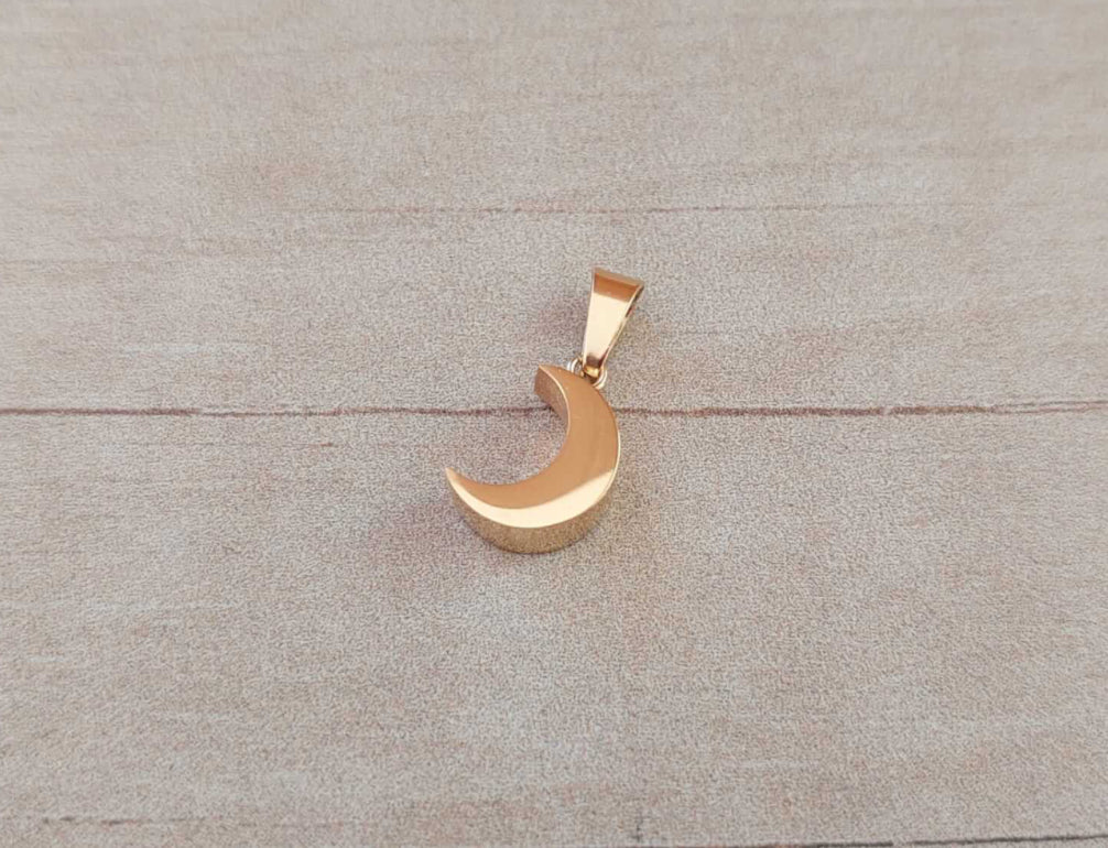 CHARMS MOON