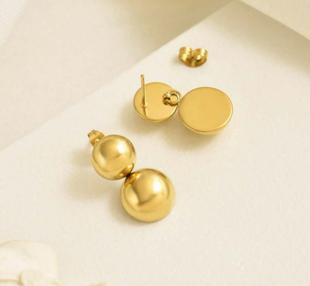 SOFIA EARRING