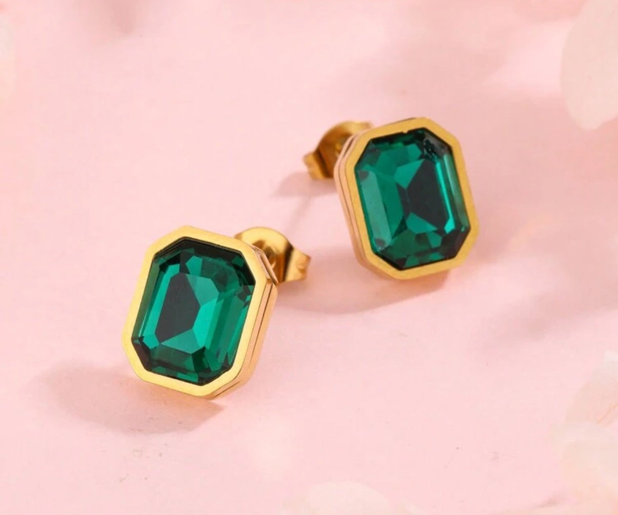 KASSANDRA EARRING
