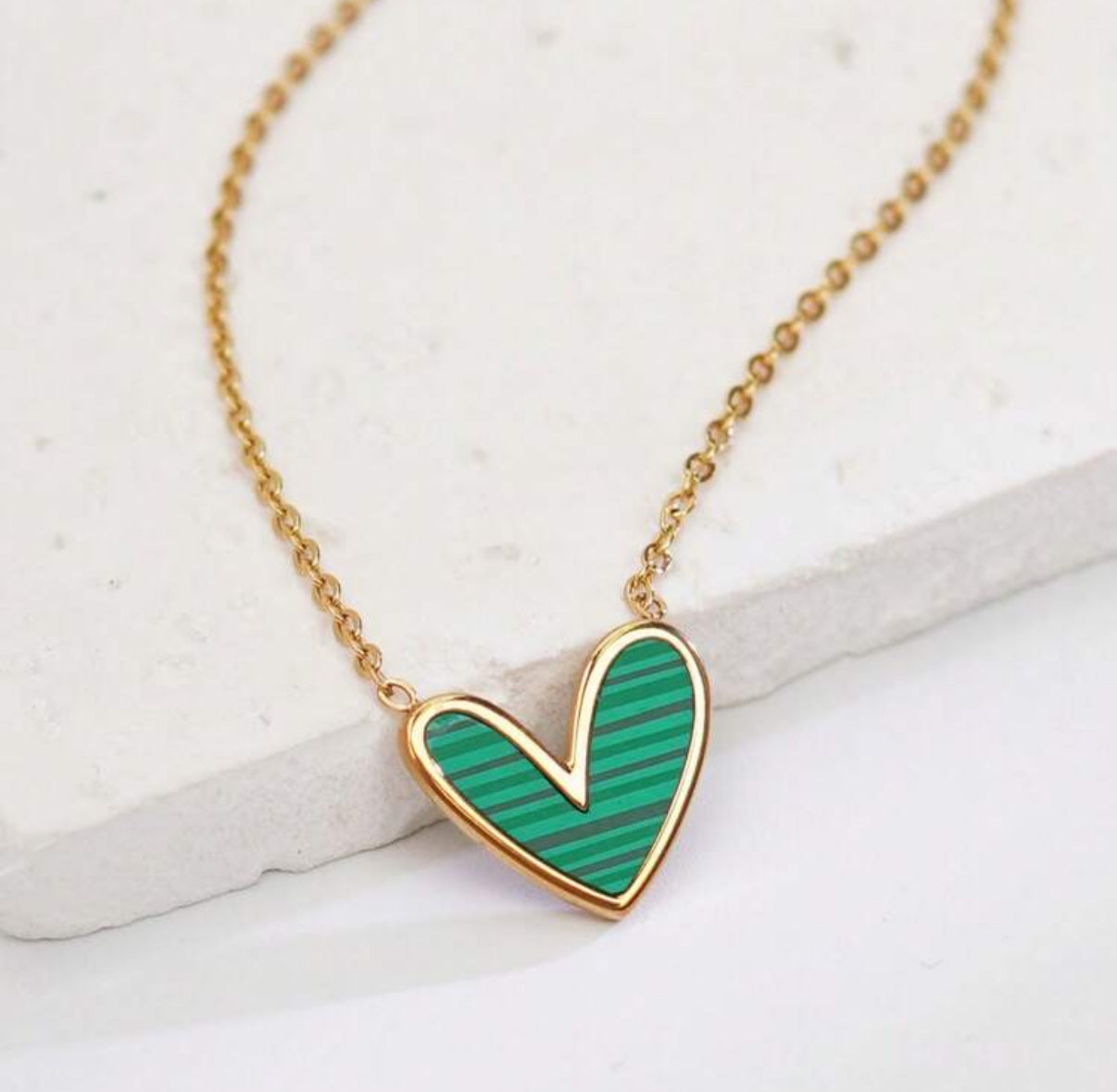 DALILA NECKLACE