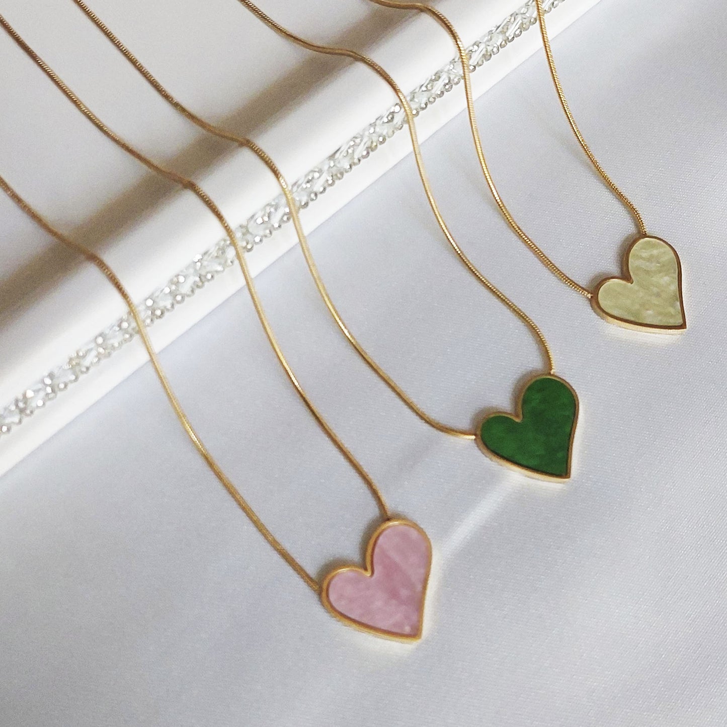 LISA NECKLACE