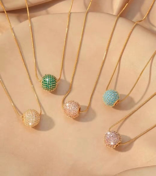 BALL SPARK NECKLACE
