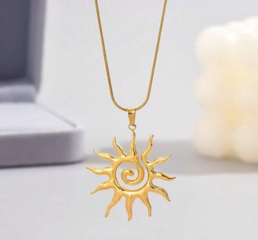 SOL NECKLACE