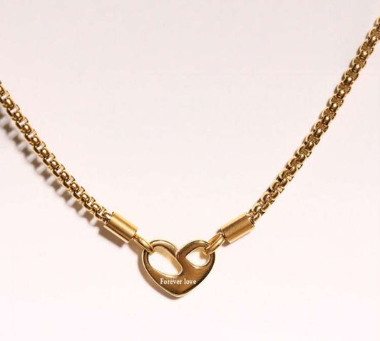 FOREVER LOVE NECKLACE