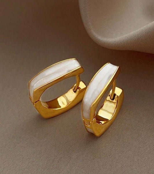 RIRI EARRING
