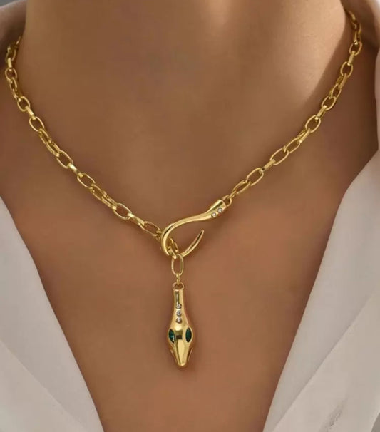 LULI NECKLACE