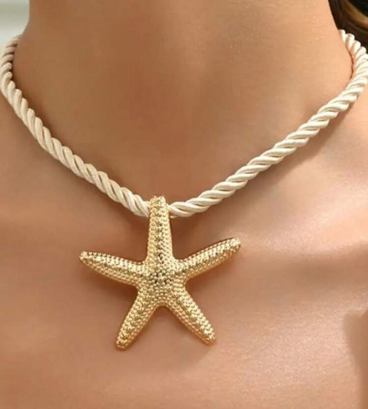 OCEAN NECKLACE